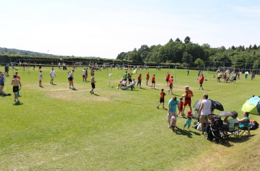 Open-Air-Volleyballturnier von Sporat Eupen-Kettenis auf Schönefeld
