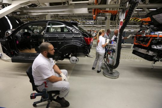 Das Audi-Werk in Forest (14.10.2014)