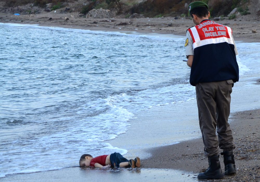 Ein Bild erschüttert die Welt: Der tote Flüchtlingsjunge Aylan am Strand von Bodrum