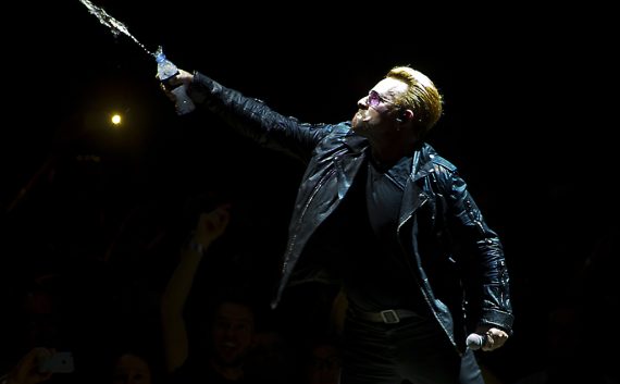 U2-Leadsänger Bono am 8.9. im Ziggo Dome in Amsterdam