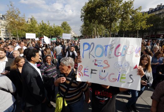 für Solidarität mit Flüchtlingen: Demo in Paris