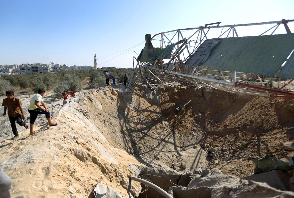 Einsturzstelle einer israelischen Rakete im nördlichen Gazastreifen