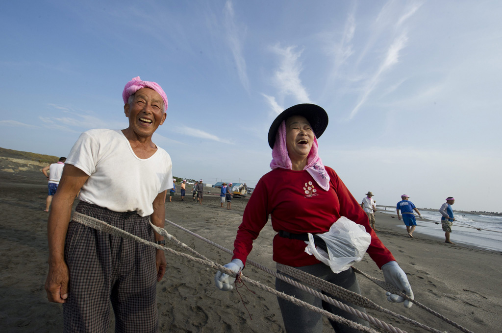 In Japan leben die Menschen am längsten (Bild: Zwei Senioren beim Fischen in Ichinomiya, Provinz Chiba)
