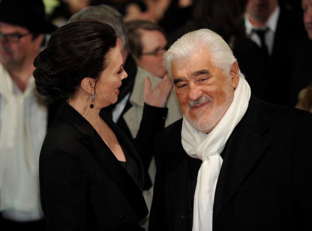 Mario Adorf mit Iris Berben auf dem Internationalen Filmfestival Berlin (Februar 2011)