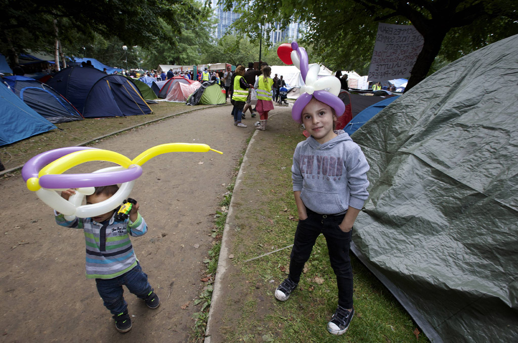 Flüchtlingskinder im Brüsseler Maximilianpark