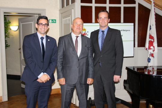 Antonios Antoniadis, Menschenrechtskommissar Nils Muiznieks und Oliver Paasch in der DG-Vertretung in Brüssel