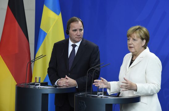 Stefan Loefven und Angela Merkel
