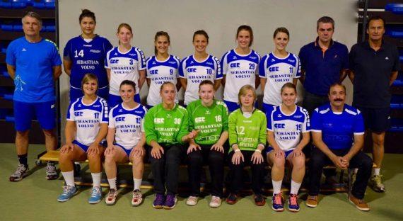 Mannschaftsbild Fémina Visé - Vera Mennicken mit der Nummer "29" (hinten Mitte)