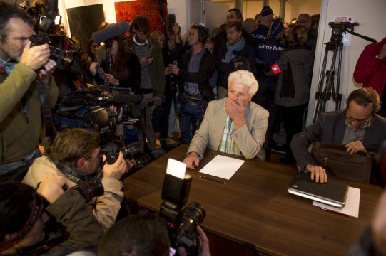 Eric De Bruycker am Montagabend auf der Gemeinderatssitzung in Linkebeek