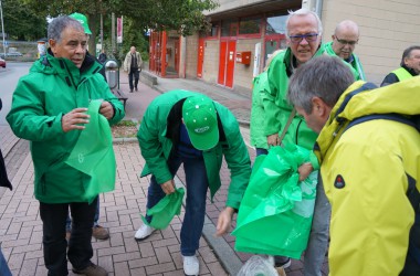 Eupen: Gewerkschaftsmitglieder machen sich auf den Weg zur Demonstration in Brüssel (7.10.)