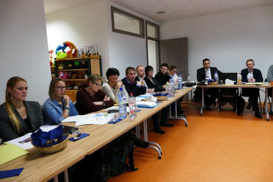 Der zuständige PDG-Ausschuss besucht die St. Vither Zweigstelle von Kaleido-DG