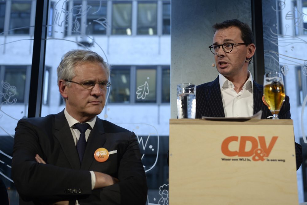 Kris Peeters und Wouter Beke am Freitag in Brüssel