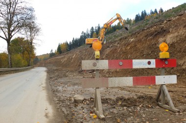 Blick auf Straße N626 zwischen Setz und Eiterbach
