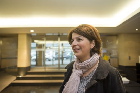 ACV/CSC-Generalsekretärin Marie-Hélène Ska am 14.10. vor dem Treffen der Zehnergruppe in Brüssel