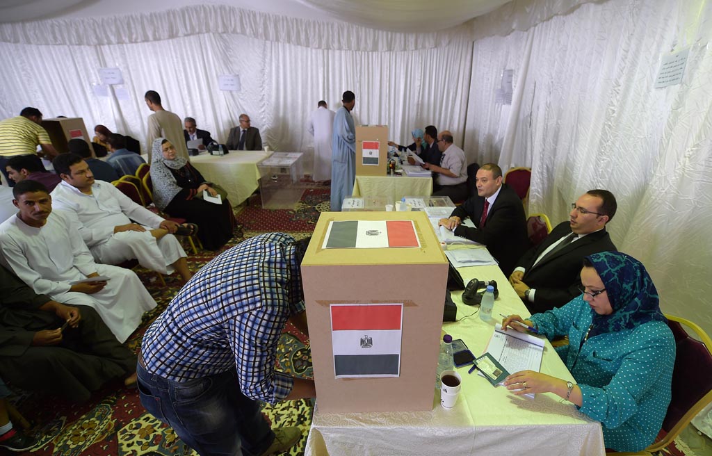 Ägypter in Saudi Arabien wählen in der ägyptischen Botschaft