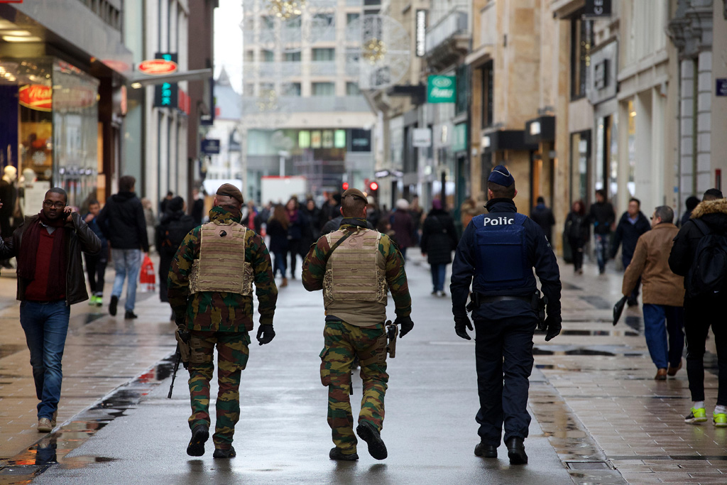 Militär und Polizei in der Brüsseler Innenstadt