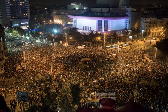 Rumänen demonstrieren in der Hauptstadt Bukarest
