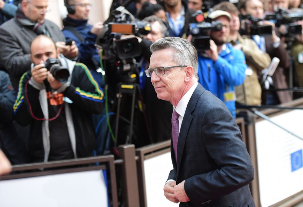 Der deutsche Innenminister Thomas de Maizière am Montag bei seiner Ankunft in Brüssel