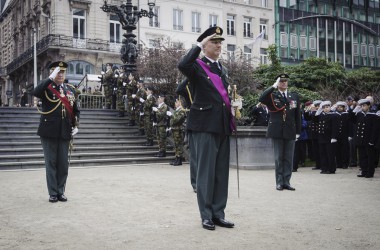 König Philipp hat in Brüssel am Grabmal des Unbekannten Soldaten den Opfern beider Weltkriege gedacht