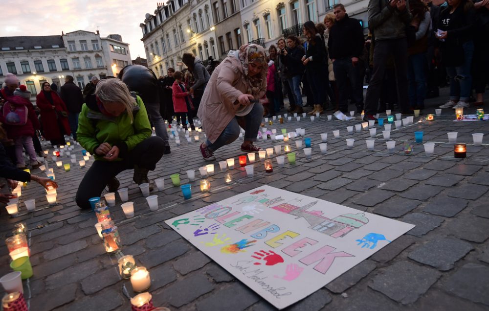 Gedenkveranstaltung für Opfer von Paris in Molenbeek (18.11.)