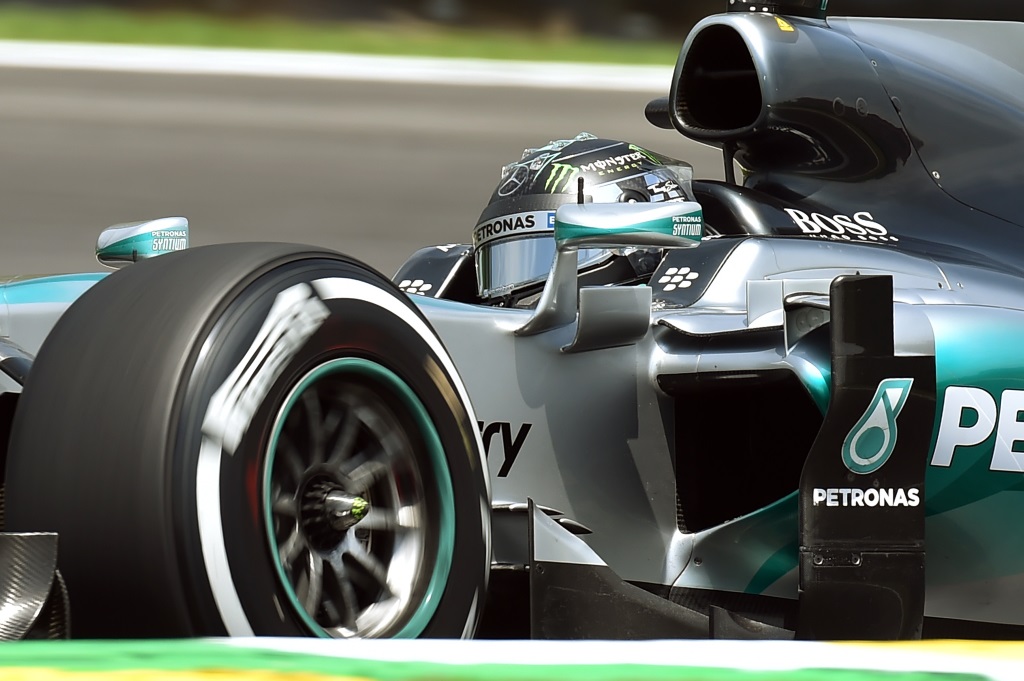 Mercedes-Fahrer Nico Rosberg beim dritten freien Training vor dem Formel-1-Rennen von Brasilien