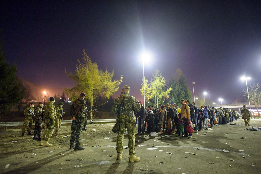 Flüchtlinge an der slowenisch-österreichischen Grenze am 6.11.