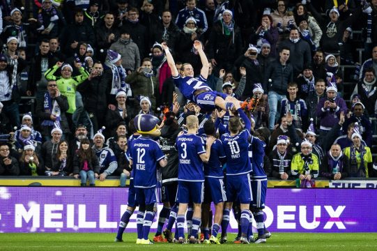 Spieler von Anderlecht freuen sich über den 2:1-Sieg gegen Westerlo
