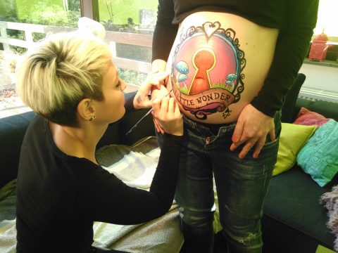 Bellypainting