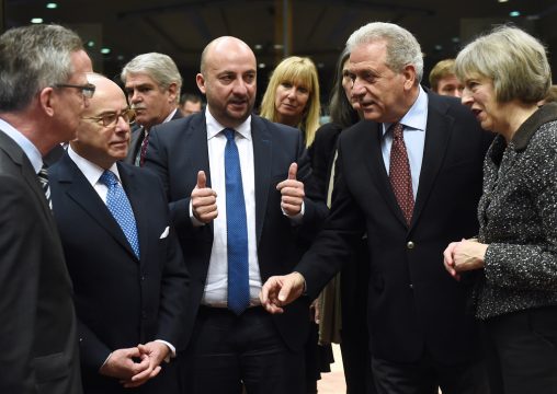EU-Innenministertreffen in Brüssel: Thomas de Maizière (Deutschland), Bernard Cazeneuve (Frankreich), Etienne Schneider (Luxemburg), EU-Kommissar Dimitris Avramopoulos und Theresa May (Großbritannien)