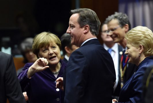 Deutsche Kanzlerin Angela Merkel und Großbritanniens Premier David Cameron beim EU-Gipfel