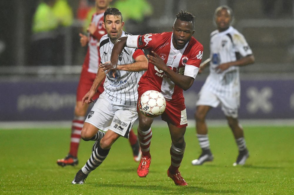 Spieler von KAS Eupen und RAFC Antwerp (Foto: David Hagemann)