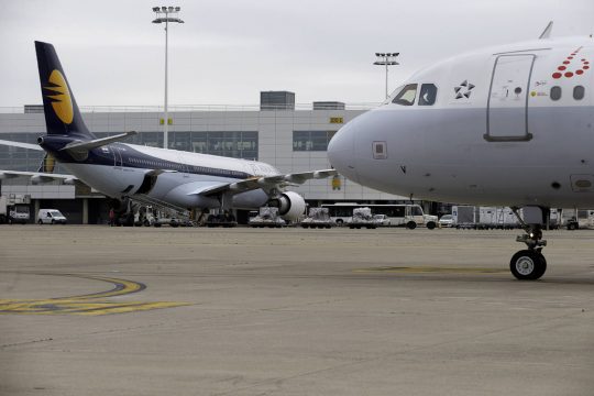 Maschine von Jet Airways am Flughafen Zaventem
