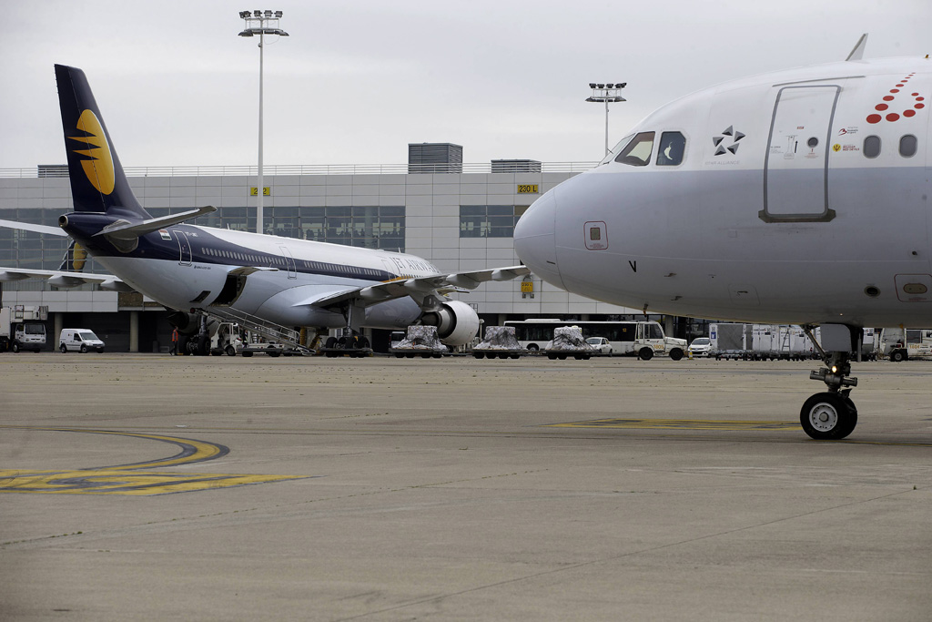 Maschine von Jet Airways am Flughafen Zaventem