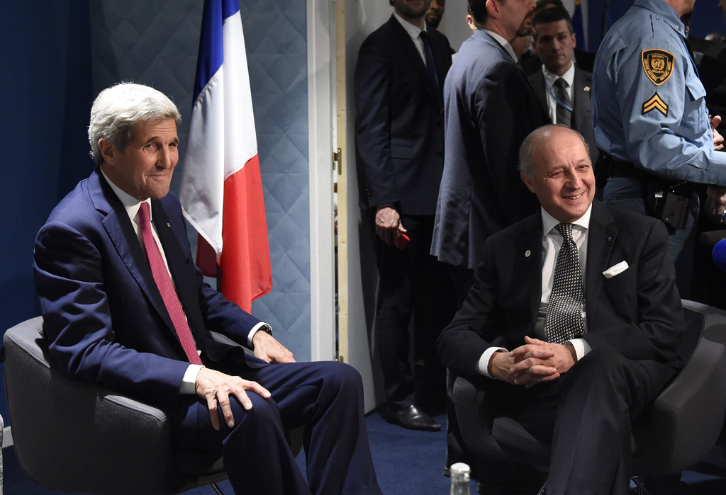 John Kerry und Laurent Fabius am 9.12. in Paris