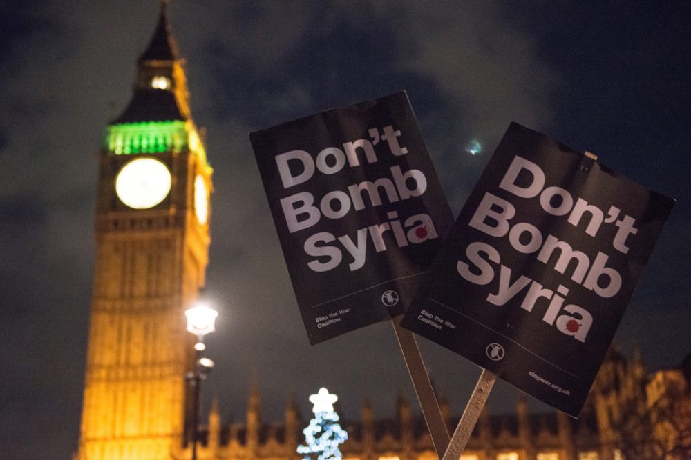 Demonstration in London gegen den britischen Einsatz in Syrien (2.12.)