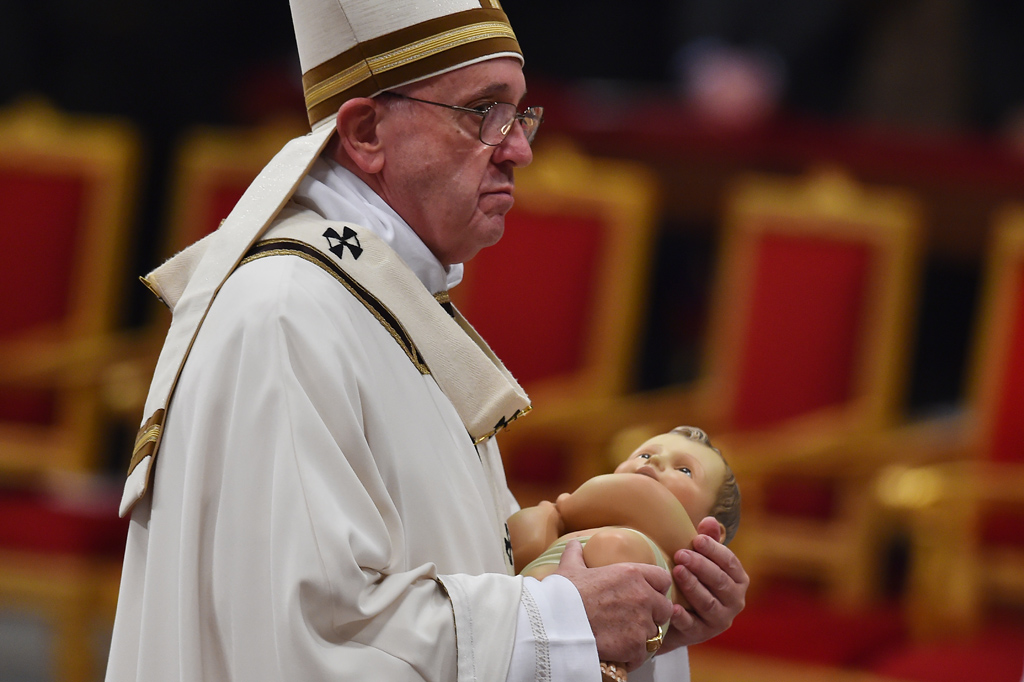 Papst Franziskus bei der Christmette