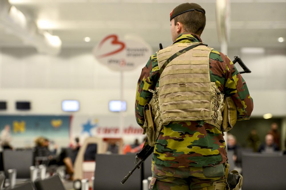 Verschärfte Sicherheitsmaßnahmen auf dem Flughafen Zaventem (18.11.)