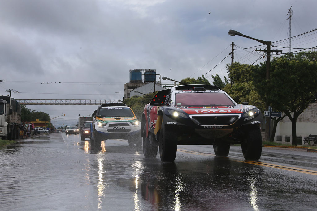 Erste Dakar-Etappe 2016 wegen starker Regenfälle abgesagt