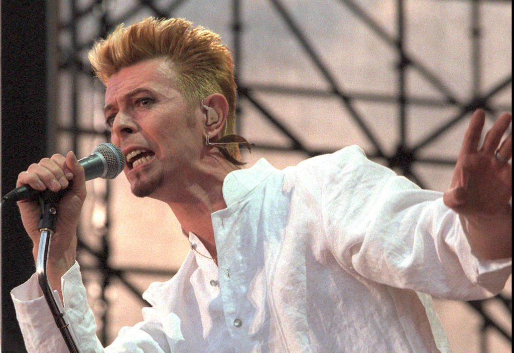 David Bowie am 7.6.1997 in Lübeck (Archivbild: Markus Beck/EPA)