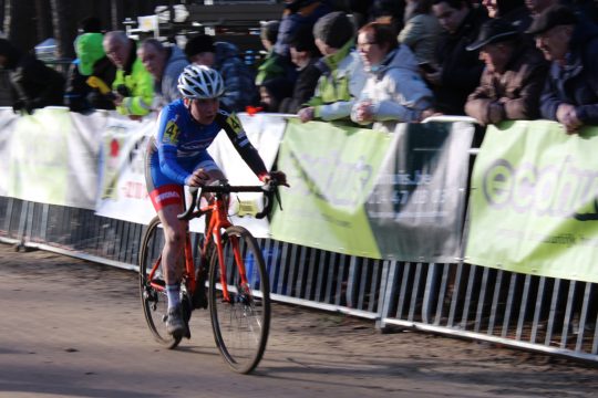 Eva Maria Palm bei der Radcross-Landesmeisterschaft in Lille