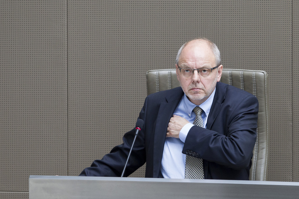 Christian Van Eyken im flämischen Parlament (Juni 2014)