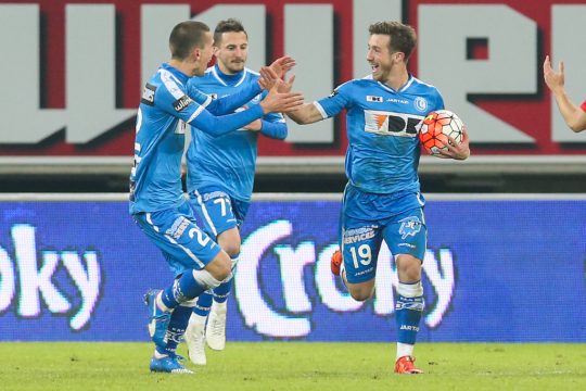 Freude bei Gents Torschütze Brecht Dejaegere (rechts)