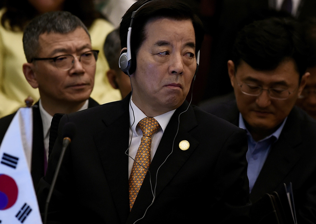 Der südkoreanische Verteidigungsminister Han Min Koo (Bild vom 4.11.2015)