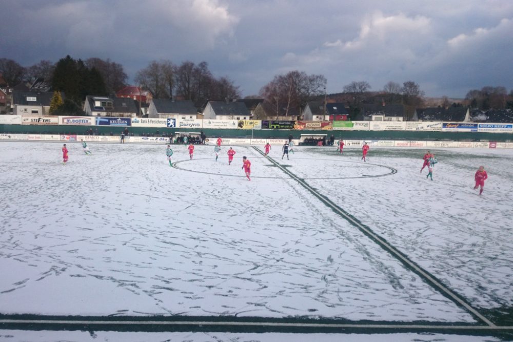 Kelmis gegen Capellen im Schnee (17. Januar 2016)