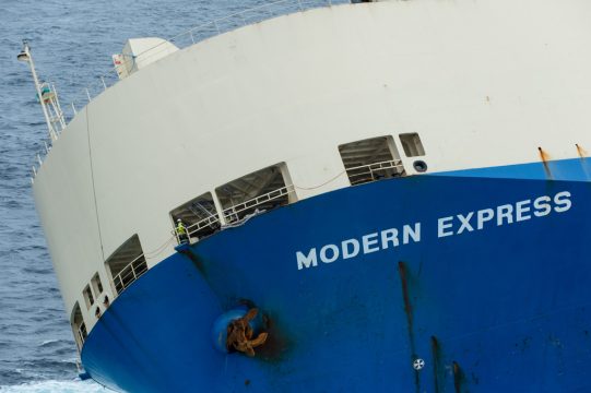 Frachtschiff "Modern Express"
