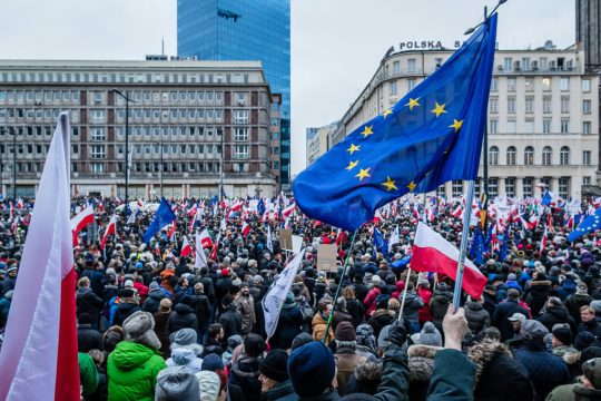 Proteste gegen das neue Mediengesetz in Warschau (9.1.)