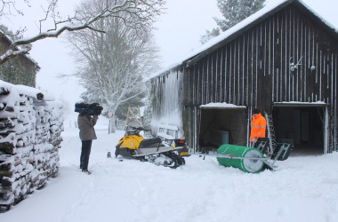 Schnee in Rocherath - Jetzt kommt beim Eifel Ski Zentrum endlich das neue Loipenspurgerät zum Einsatz