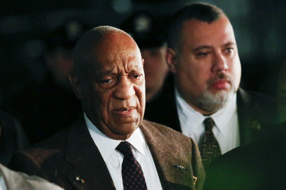 Bill Cosby verlässt das Gerichtshaus von Montgomery County in Norristown, Pennsylvania (3.2.)