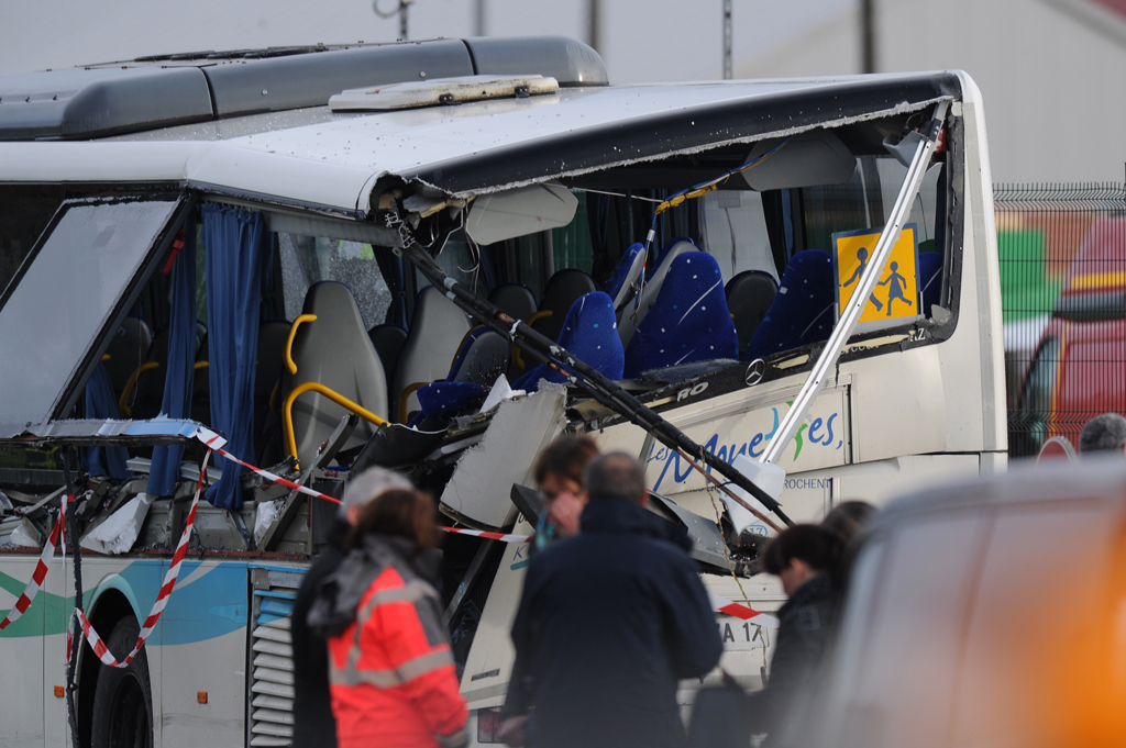 Sechs Tote bei Kleinbus-Unfall in Westfrankreich