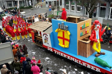 Rosenmontagszug in Eupen 2016